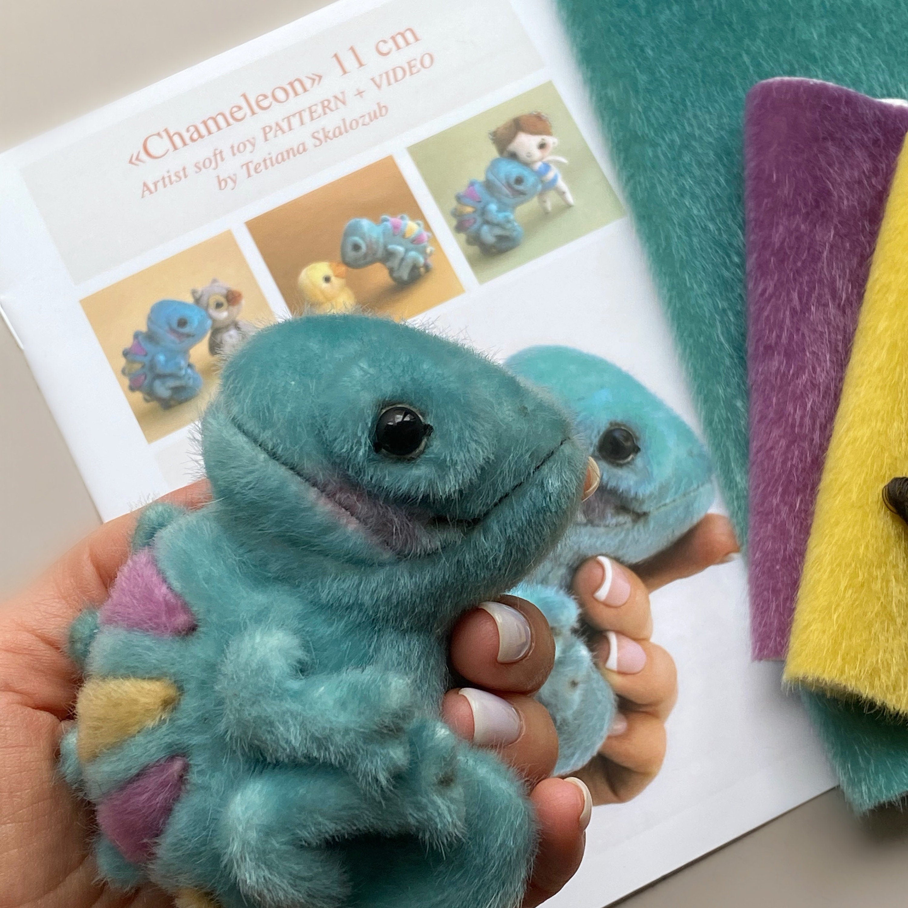 Chameleon - Sewing KIT, artist pattern, stuffed toy tutorials, diy a gift, soft toy diy craft kit for adults TSminibears