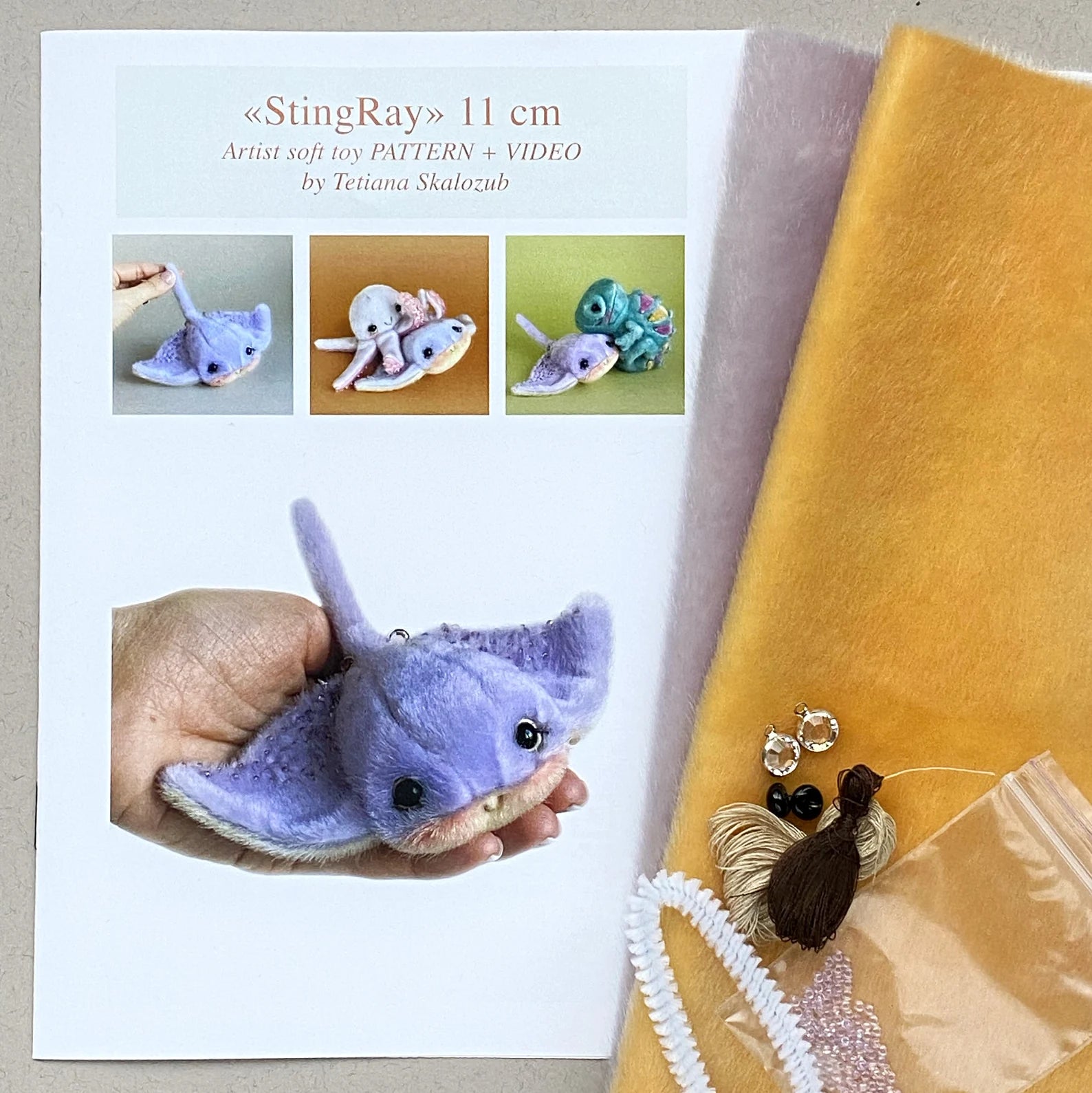 Sting Ray sewing kit (USA)