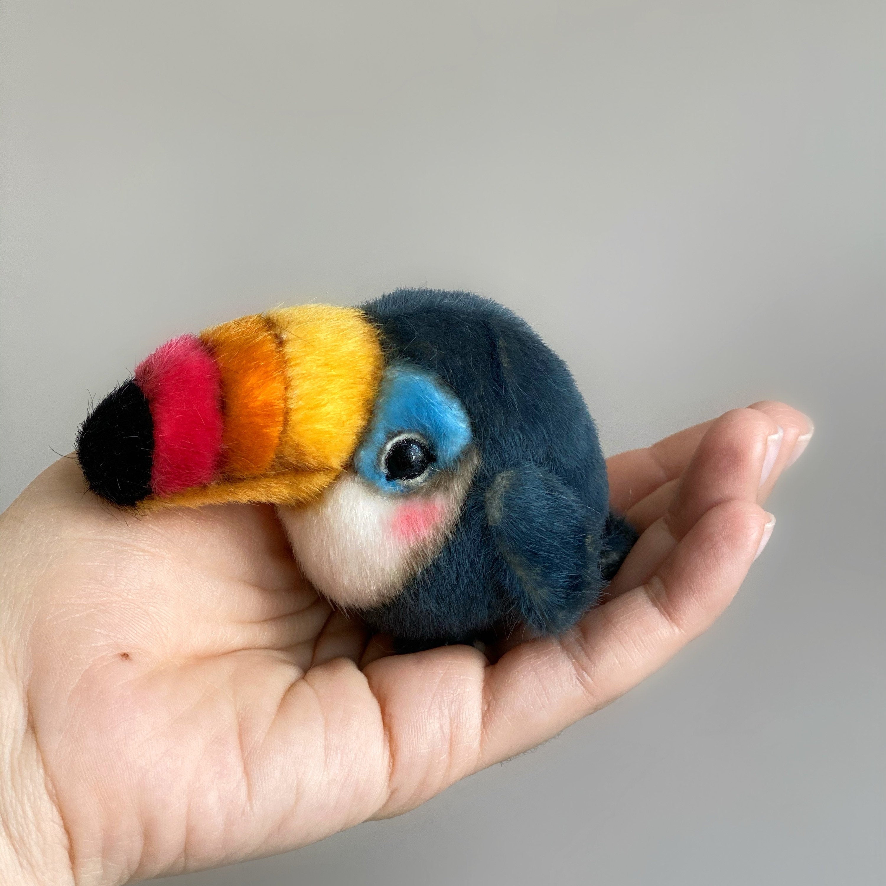 Toucan PDF sewing pattern Video tutorial DIY stuffed toy pattern DIY bird toy kids toy pattern easy to sew for adults TSminibears