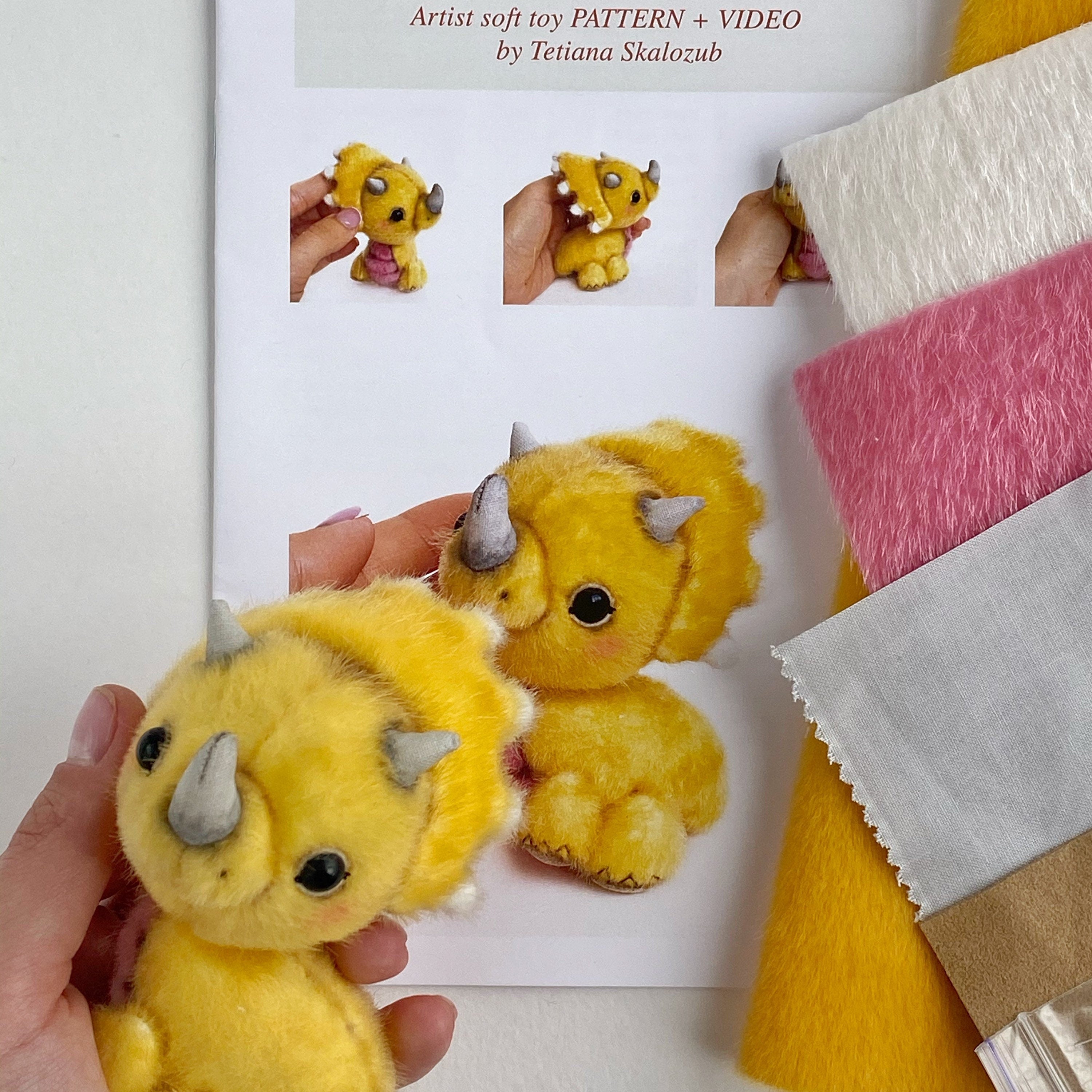 Styracosaur Triceratops - Sewing KIT, Video tutorial DIY stuffed toy pattern, Christmas tree decoration, softie plushie craft kit for adult