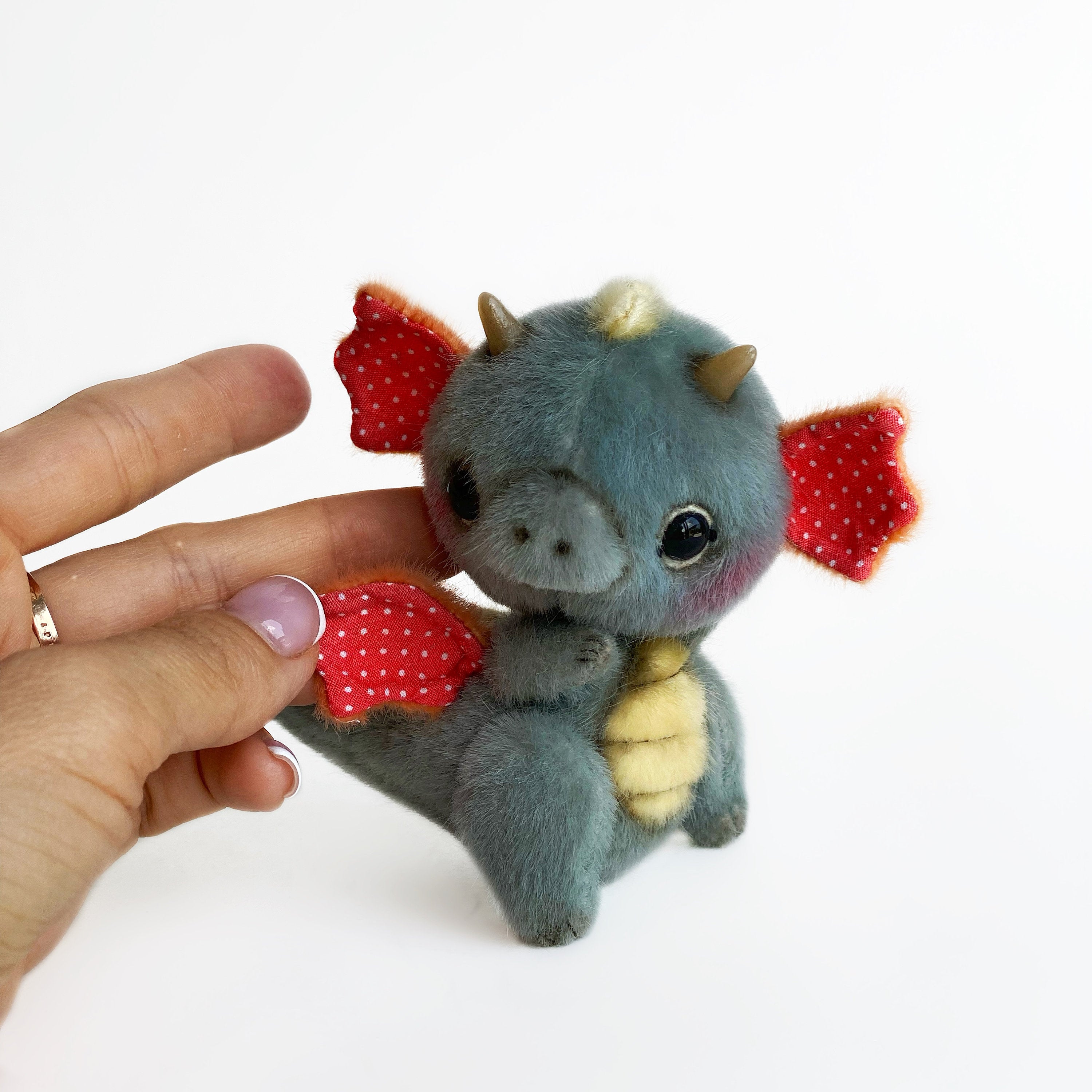 Dragon PDF sewing pattern Video tutorial DIY stuffed toy pattern kids Bestseller easy to sew gift for creative friend